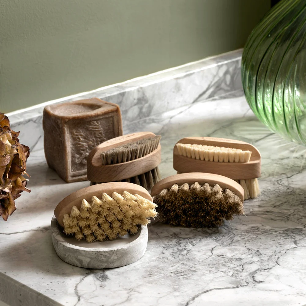 Beechwood Nail Brushes - Image 2