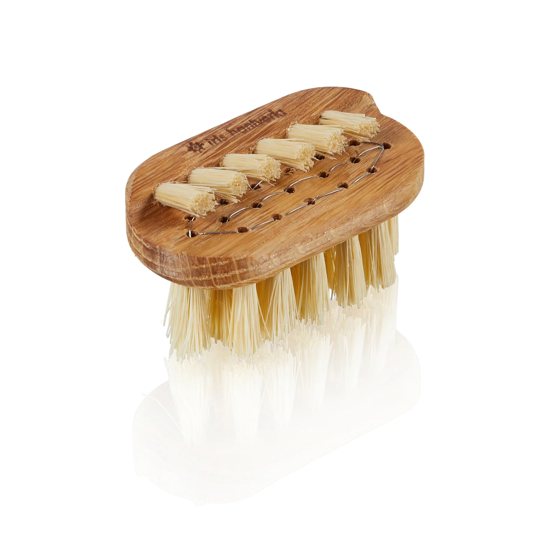 Lovisa Oil Treated Oak With Tampico Fibre Nail Brushes - Image 4