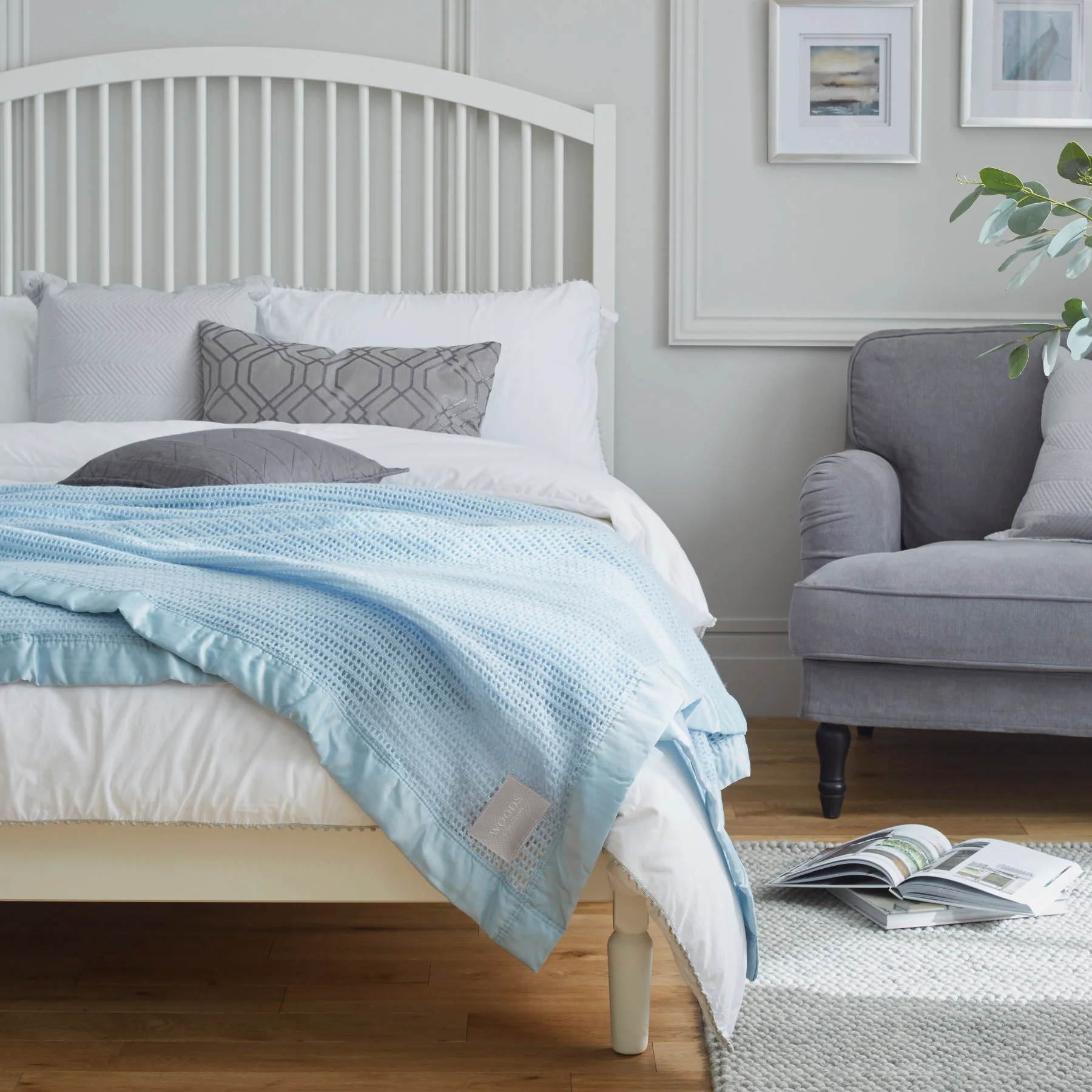 Woods Pure New Wool 'Cellular' Blanket - Image 2