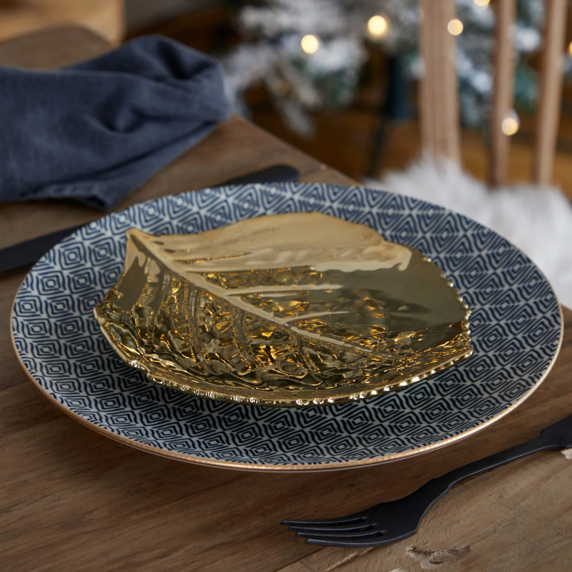 Riveria Golden Leaf Trays - Image 4