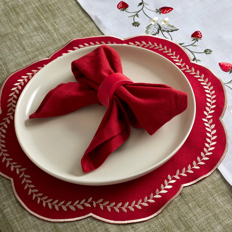 Scalloped Embroidered Leaf Placemats - Image 2