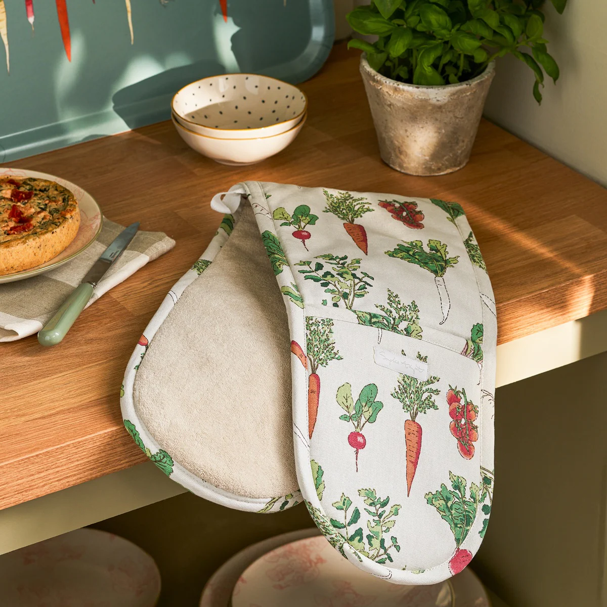 Sophie Allport Garden vegetables Oven Gloves & Mitts - Image 4