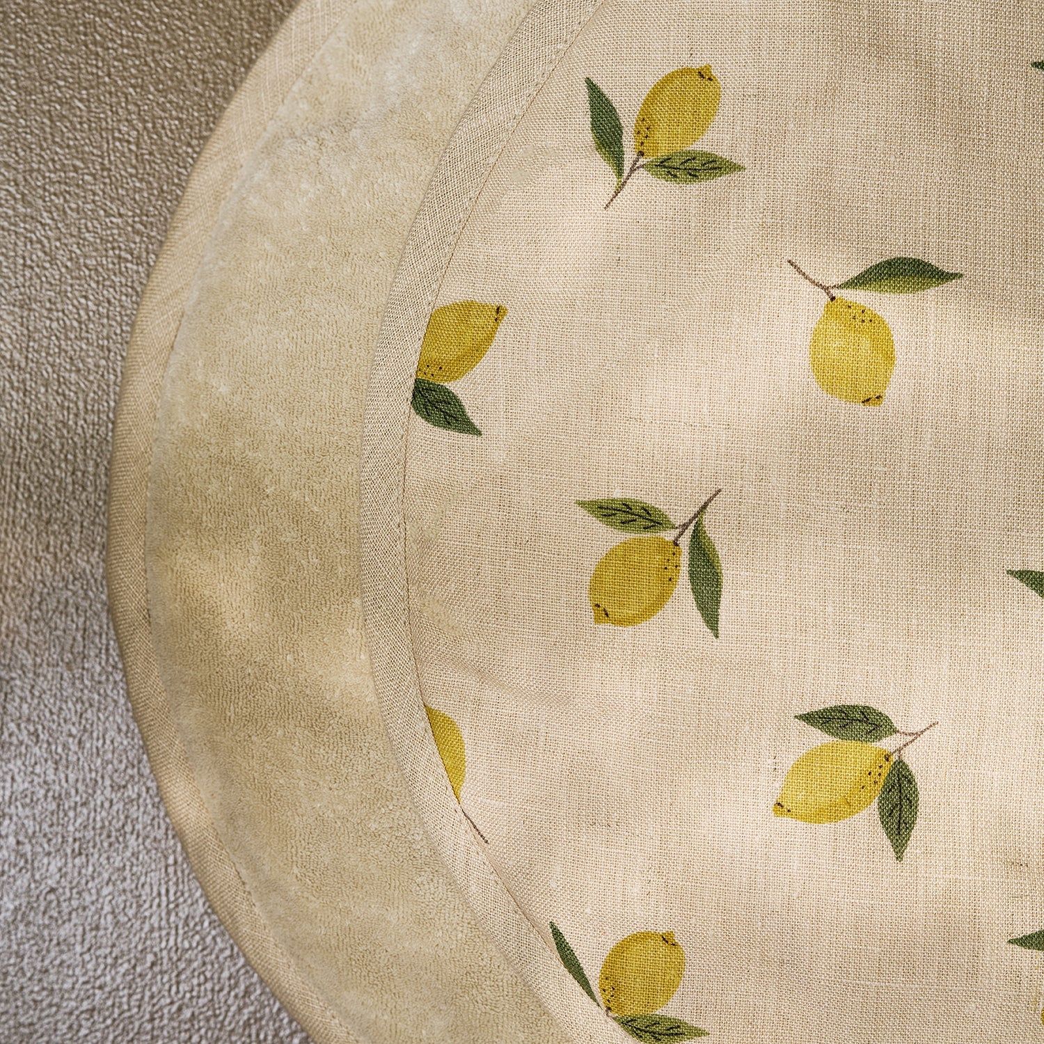 Sophie Allport Lemons Linen Circular Hob Cover - Image 2