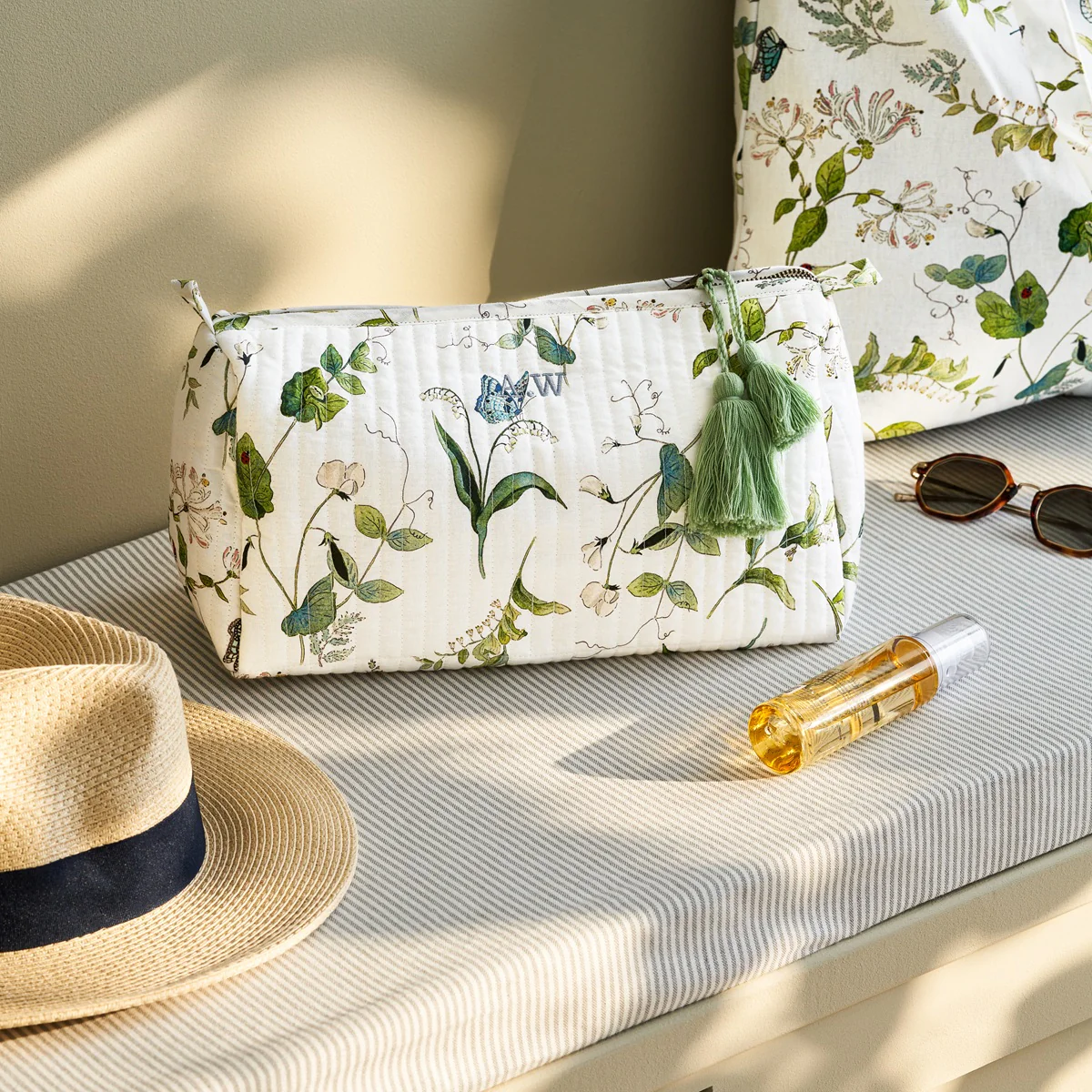 Sophie Allport Wild Floral Wash Bags - Image 4