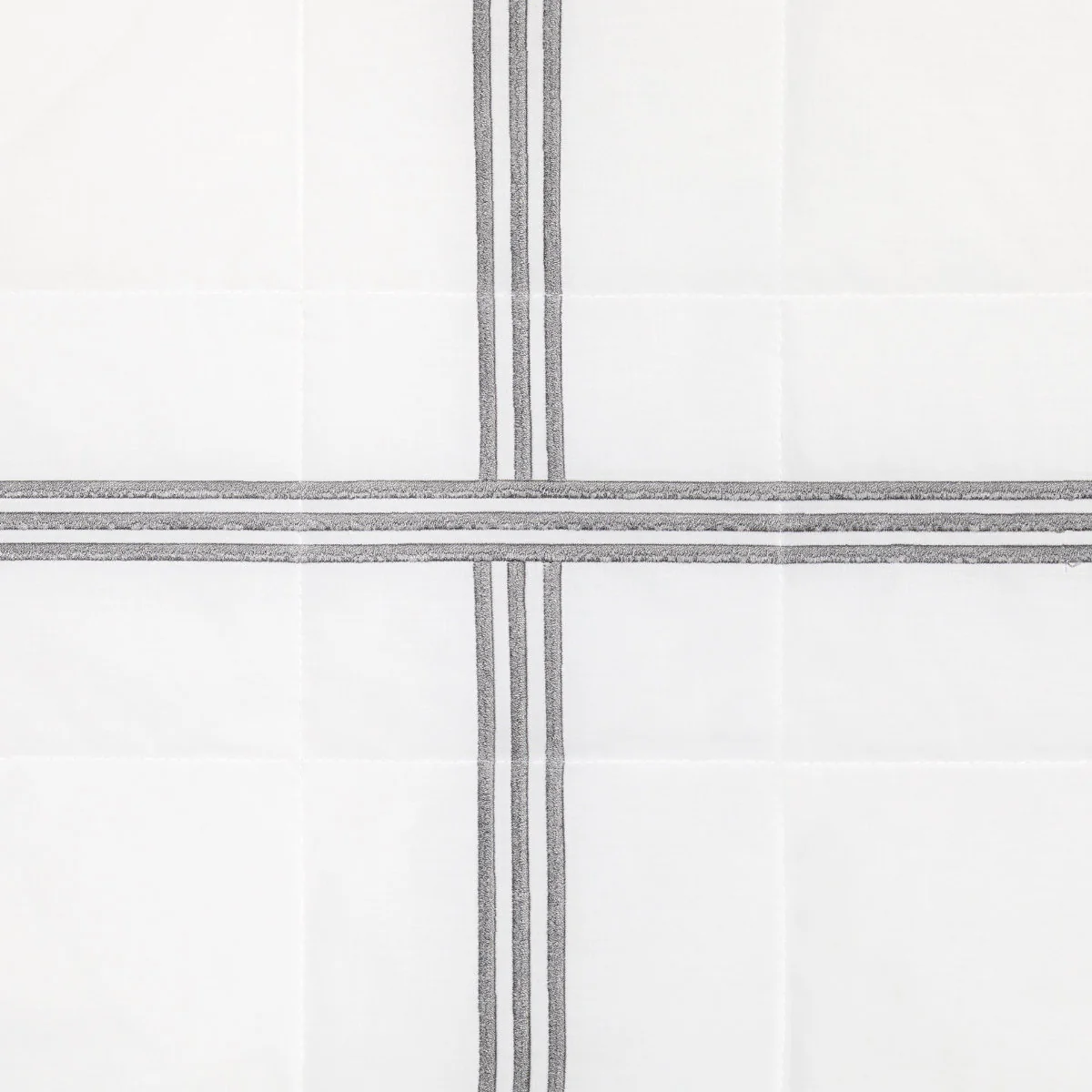 Tre Righe Bedspreads by Pratesi - Image 3