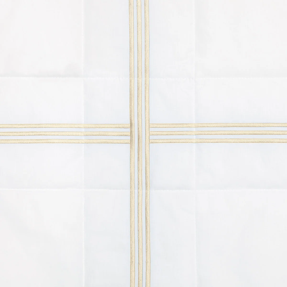 Tre Righe Bedspreads by Pratesi - Image 7