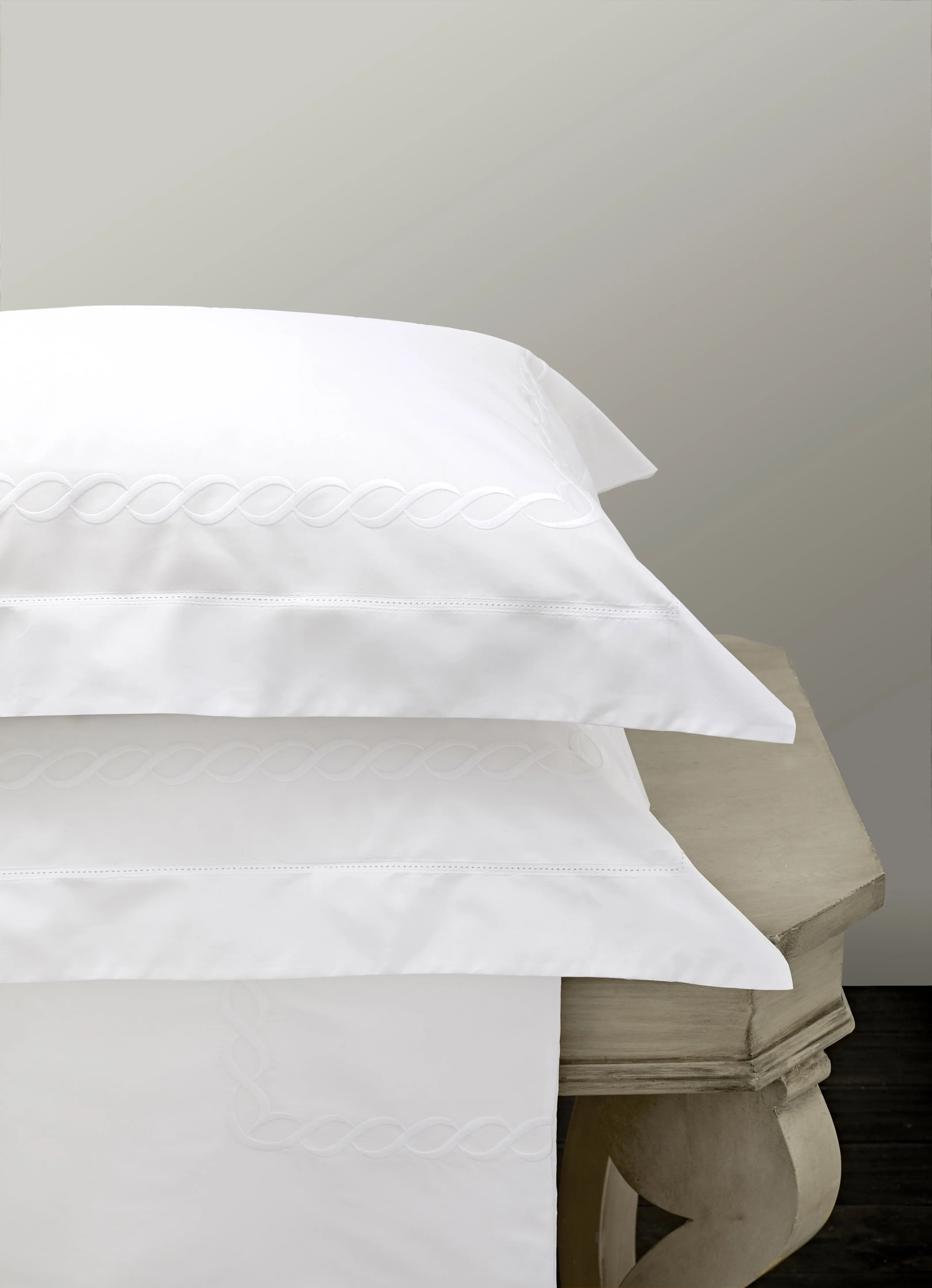 Woods Sorano Superfine Egyptian Cotton Bed Linens - Image 5